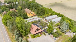 St-Ours, centre de jardin à vendre, 2 acres