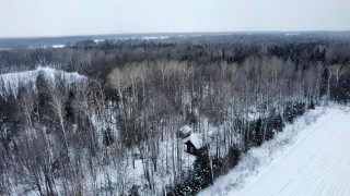Terre à bois 180 acres,60 acres cultivable, chalet
