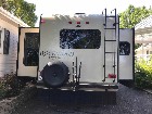 FIFTH WHEEL FOREST RIVER ROCKWOOD 28 PIEDS 3 SLIDE