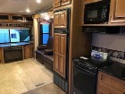 FIFTH WHEEL CROSSROAD CRUISER SAHARA 2013 34 PIEDS