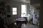 Chambre meublée libre le premier juin.