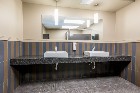 LOCAL COMMERCIAL À LOUER. 2 623 PC. SHERBROOKE.