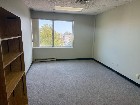 Grand espace bureau au 2e étage 2900 pc Montréal