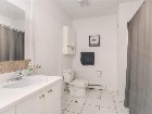 lumineux condo de 2chambres et 1Salles de bain  