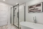* MAISON DE PLAIN-PIED * 4 CHAMBRES * MAGOG * 