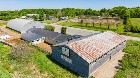 L&eacute;vis (Chaud-App) : Centre &eacute;questre, 3 maisons
