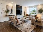 Condo 4 1/2 moderne, 2 stationnements, La Prairie