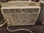 2 climatiseurs de fen&ecirc;tre 5000 BTU &agrave; 200 $