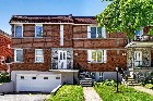 RARET&Eacute; &Agrave; AHUNTSIC QUADRUPLEX ISOL&Eacute; AVEC 4 GARAGES