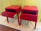 2 tables de chevet rouge en m&eacute;tal 14X14X22PCS AVEC