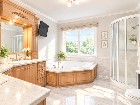 LA  PLUS BELLE MAISON DE L&Eacute;VIS &Agrave; VENDRE!!