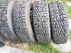 pneu hiver 225/65/r17 mont&eacute; sur roue