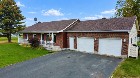 Danville (Estrie) : Maison de campagne, garages